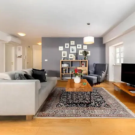 Schoene 2-zimmer-wohnung *